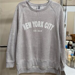 New York City Graphic Sweatshirt – Size XL